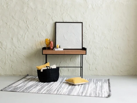 Стол консольный ОГОГО Look (ЛДСП/Черный)