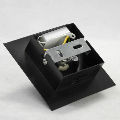 Потолочный светильник Lussole Notte di luna LSF-1307-01 (220V, куб, IP21)