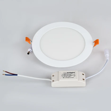 Встраиваемый точечный светильник Arlight DL 020113 (LED, 220V, круглые, IP40)