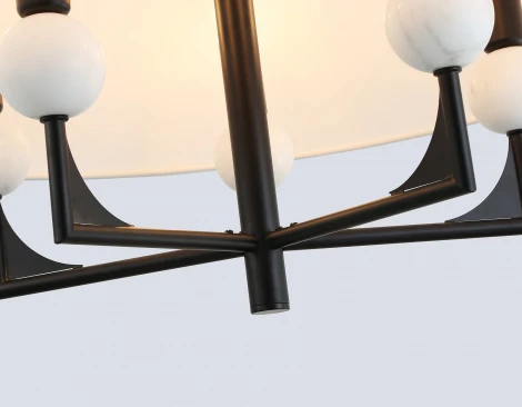 Потолочная люстра на штанге Ambrella High Light LH75150