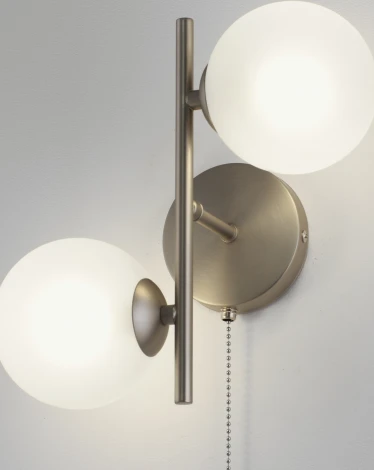 Бра Moderli Molly V11465-2W (220V, выключатель, шарики)