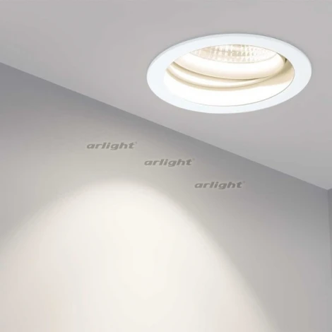 Точечный встраиваемый светильник Arlight 032620
