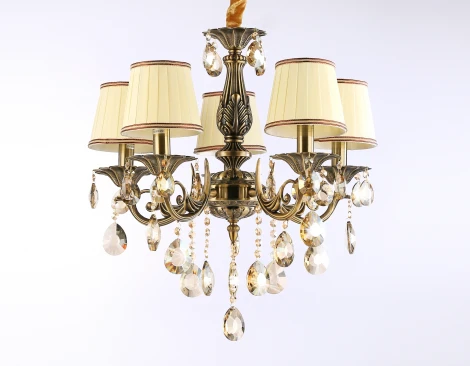 Подвесная люстра Ambrella Traditional TR4577 (220V, на цепи)