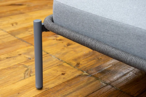 "Позитано" лежак плетеный из роупа, каркас алюминий темно-серый (RAL7024) муар, роуп темно-серый круглый, ткань темно-серая 027 4SIS POZ-L-001 RAL7024 Mua D-grey(D-gray027)