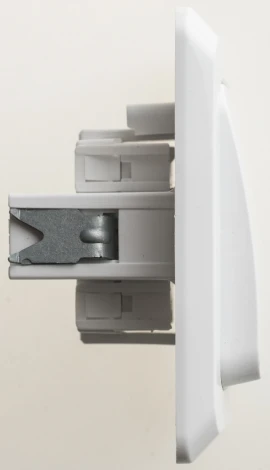 Выключатель встраиваемый одноклавишный (белый) Systeme Electric Этюд BC10-004B