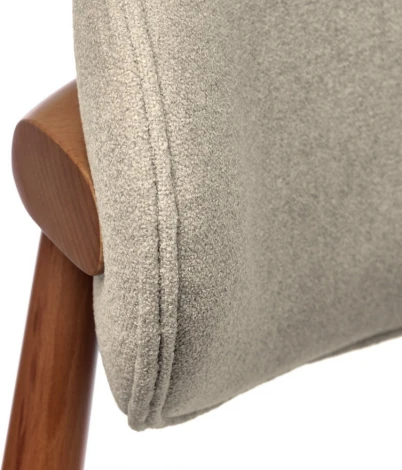 Стул Bradexhome Lucas 3 латте букле с ножками цвета орех