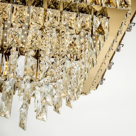 Потолочная люстра светодиодная хрустальная с пультом и управлением смарфоном с регулировкой цветовой температуры и яркости LED4U LED4U L9438-500-500 GD с УД