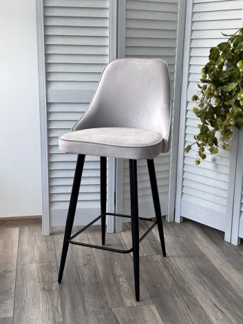 Полубарный стул M-City NEPAL-PB СВЕТЛО- СЕРЫЙ BM-4, велюр/ черный каркас (H=68cm)
