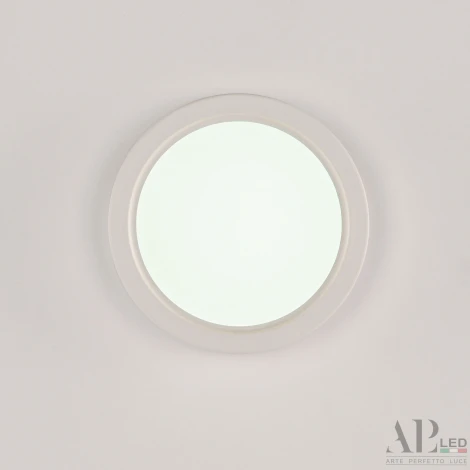 Точечный светильник накладной APL LED Ingrid 3322.LDY6004M/6W/6K (220V, круглые, IP40)