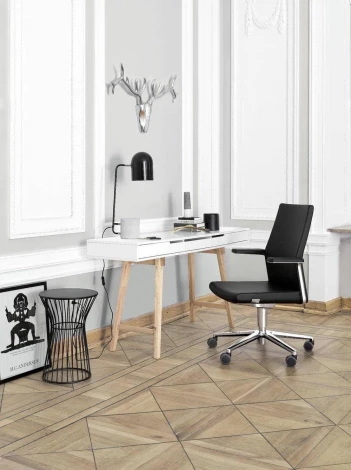 Эргономичное кресло MyTurn 20S Profim Натуральная кожа S-10