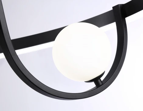 Потолочная люстра на штанге Ambrella Comfort FL66263