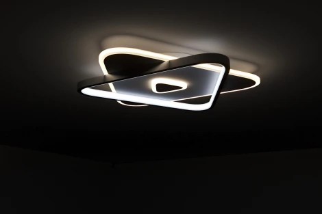 Потолочная люстра светодиодная с ДУ Ritter Riflesso 52306 6