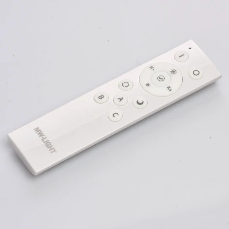 Потолочный светильник MW-Light Ривз 674014301
