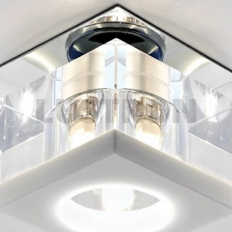 Встраиваемый точечный светильник Ambrella Кристальный дизайн D8031 CL/W