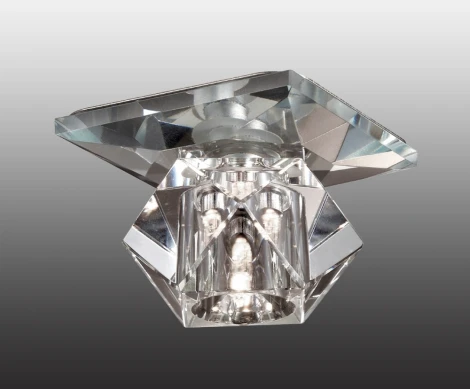 Встраиваемый точечный светильник Novotech Crystal 369422