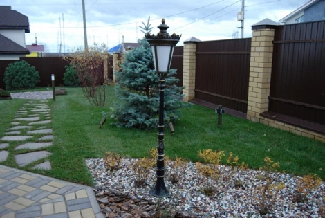 Наземный фонарь LD-Lighting LD-FL004 (220V, IP44)