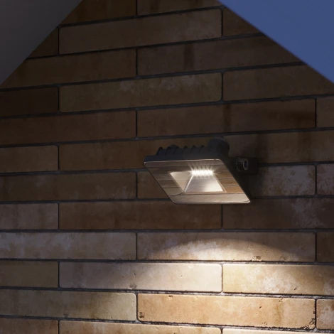 Прожектор уличный Gauss Qplus 690511330 (LED, 220V, IP65)