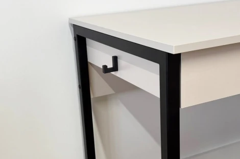 Стол Юниор Mebelson (ЛДСП,Металл/Черный) арт.SMU-01.3409