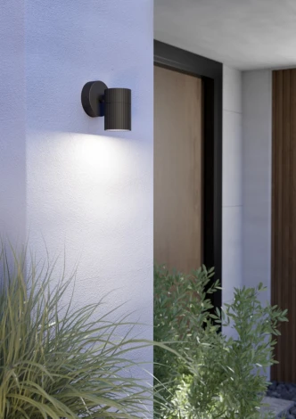 Уличный настенный светильник Eglo Tomelloso 902037 1X28W(GU10), IP44, алюминий, черн, стекло, прозрачн