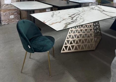 Стол ENNA 220 KL-188 Контрастный мрамор матовый, итальянская керамика/ каркас цвета шампань М-City
