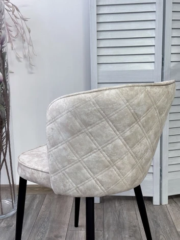 Стул МЭРИ FIESTA Молочный , велюр антипальчиковый"/ черный каркас M-City 472M05583"