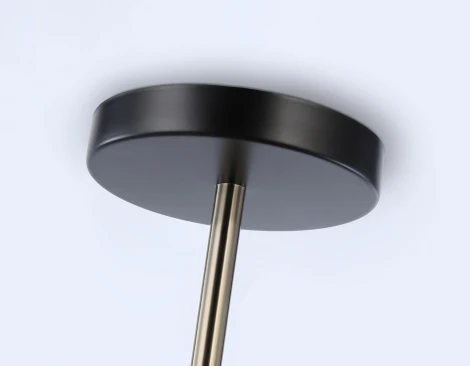 Потолочная люстра на штанге Ambrella TRADITIONAL TR8225 (220V)