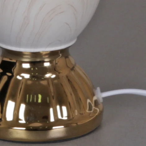 Интерьерная настольная лампа Reluce 30195-0.7-01 (220V)