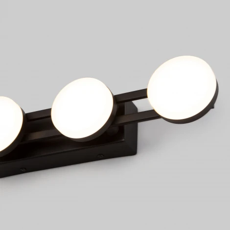 Настенный светильник Eurosvet Tapioca 90332/4 черный (LED, 220V)