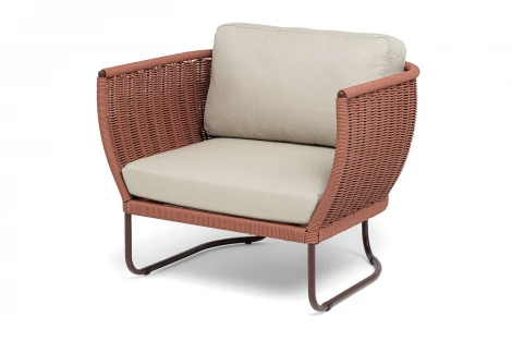 "Фиджи" кресло плетеное из роупа, каркас алюминий коричневый (RAL8016) муар, роуп красный (8372) круглый tex, ткань Mossle бежевая 4SIS FID-A-002 RAL8016 Mua T-red8372(beige160)