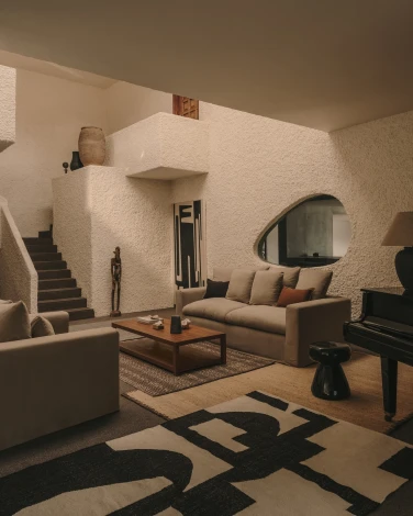 Manya Приставной столик из черной керамики Ø 38 см La Forma (ex Julia Grup) арт.192837