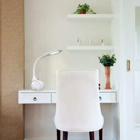 Интерьерная настольная лампа Максисвет 5-4950-1-WH LED