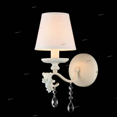 Бра Maytoni Laurie ARM033-01-BL