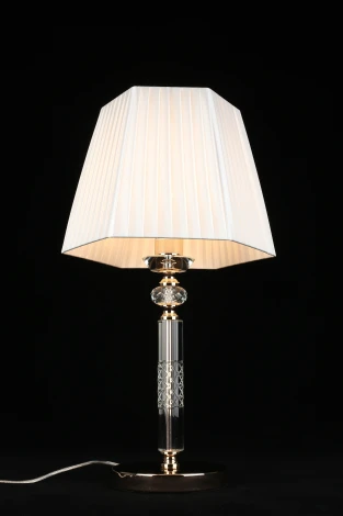 Интерьерная настольная лампа Aployt Silvian APL.719.04.01 (220V, выключатель)