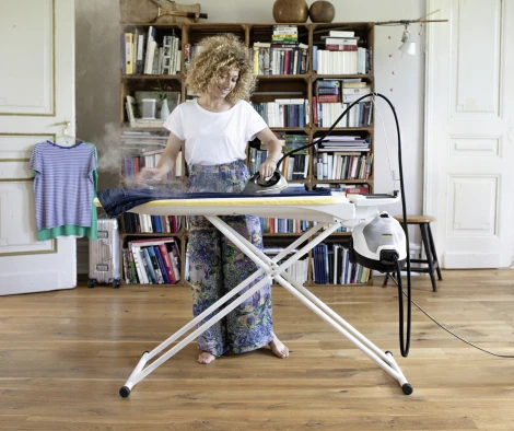 Пароочиститель SC 4 EasyFix Premium Iron (с утюгом) 1.512-489