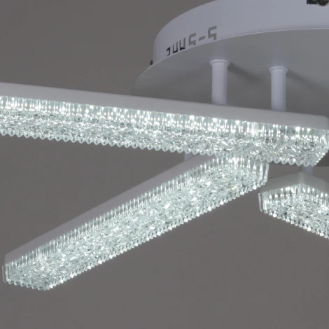 Потолочная люстра светодиодная на штанге с пультом, регулировкой цветовой температуры и яркости Reluce 03445-3.3-05C WH (220V)