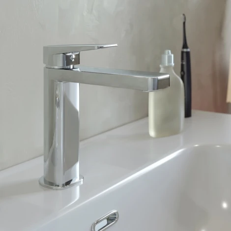 Смеситель IDDIS Bridge BRDSB00i01 для раковины