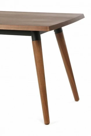 Деревянный обеденный стол Copine Cosmo