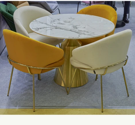 Стул-полукресло Bradex Home Emil кремовый с золотыми ножками (RF 0545)