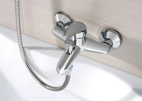 Смеситель Ravak Suzan SN 022.00/150 для ванны с душем