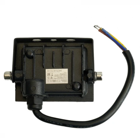 Светодиодный прожектор Saffit SFL51-10 51191 IP65 10W 6500K черный