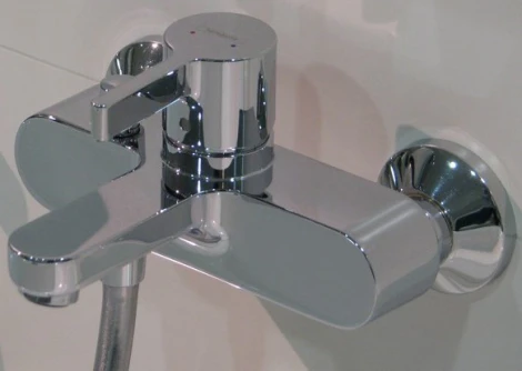 Смеситель Hansgrohe Metris S 31460000 для ванны с душем