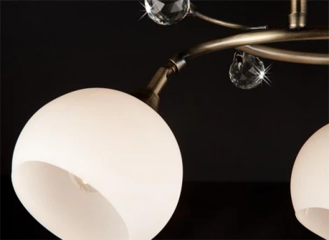 Потолочная люстра Eurosvet 9604 9604/3 античная бронза