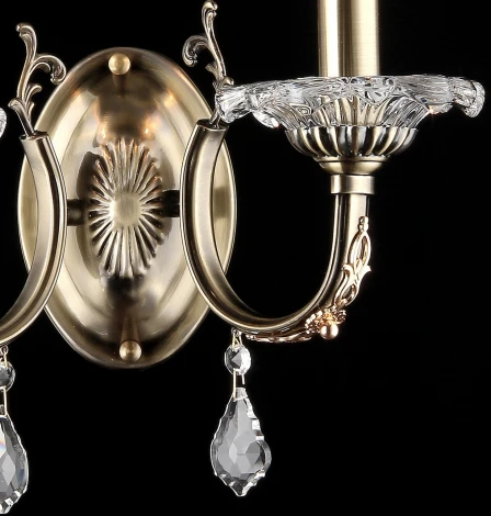 Бра Maytoni Classic 12 ARM560-02-R