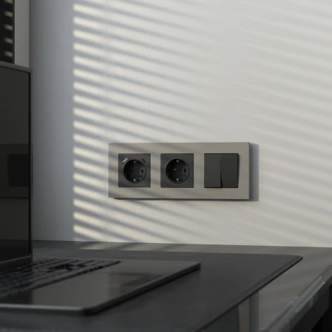 Рамка на 3 поста Slab (дымчатый софт) Werkel W0032917 (a071626)