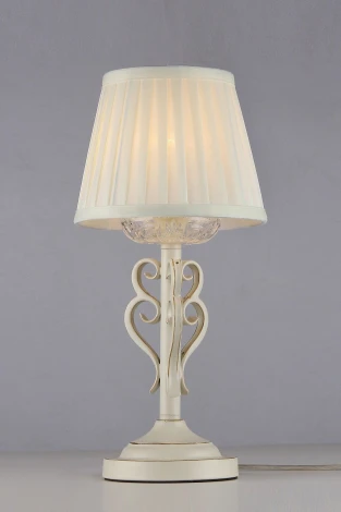 Интерьерная настольная лампа Maytoni Triumph ARM288-00-G