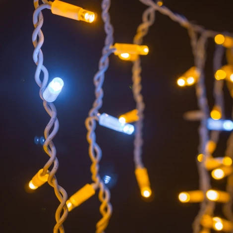 Гирлянда Бахрома 3,1 x 0,5 м желтая с мерцанием белого диода 220В, 120 LED, провод белый каучук, IP65 Laitcom LL120BLW-8-2Y