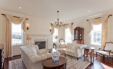 Подвесная люстра Lucia Tucci Fondi 330.8 antique (220V, на цепи, подсвечник, свеча)