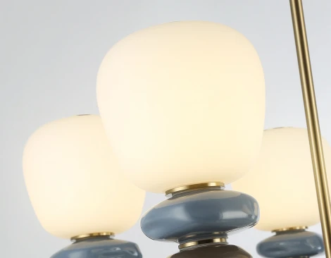 Потолочная люстра светодиодная на штанге Ambrella High Light LH53164