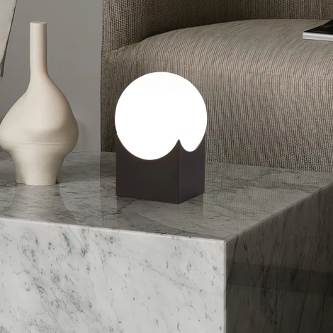 Настольная лампа Eurosvet Pax 01167/1 черный (220V, шар)