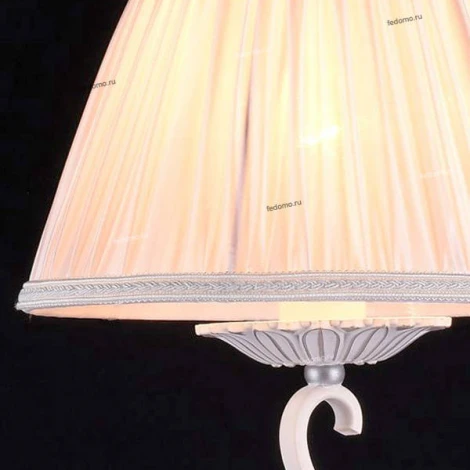 Интерьерная настольная лампа Maytoni Elina ARM222-11-N